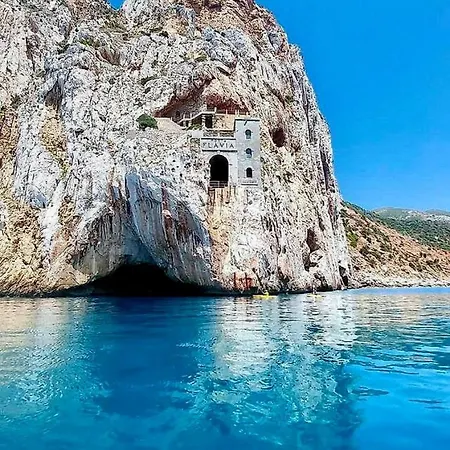 Ocean Pearl Willa Olbia