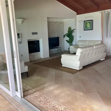 Ocean Pearl Willa Olbia